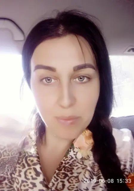 Диана из Сыктывкара, ищу на сайте дружбу