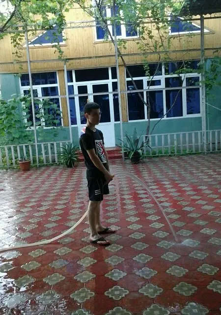 Я Ваня, 29, из Сум, ищу знакомство для приятного времяпровождения