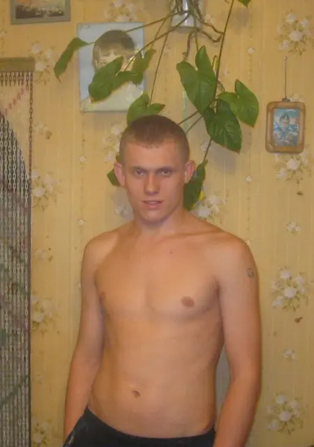 Виталя из Шарыпова, ищу на сайте дружбу