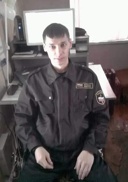 Я Николай, 50, знакомлюсь для постоянных отношений в Тольятти