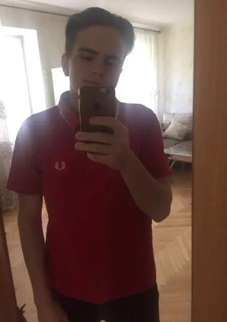 Я Андрей, 25, из Долгопрудного, ищу знакомства без обязательств