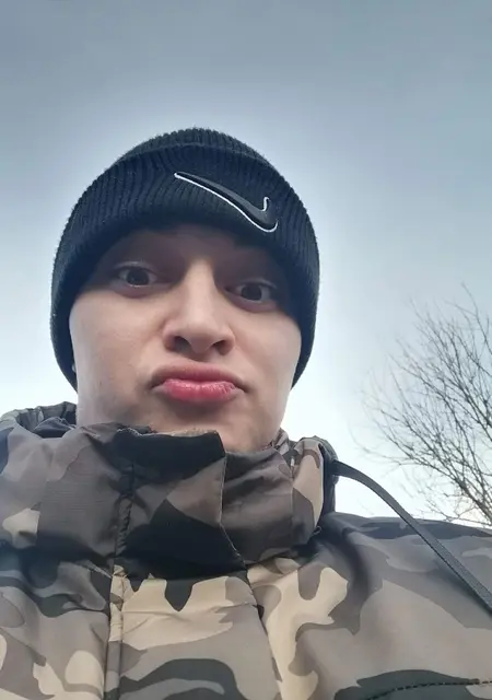 Я Сергей, 29, из Павловского Посада, ищу знакомства без обязательств