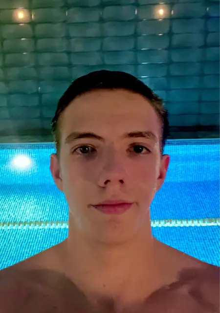 Илья из Златоуста, мне 18, познакомлюсь на одну ночь