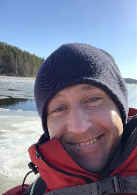 Александр из Великого Новгорода, мне 39, познакомлюсь для приятного времяпровождения