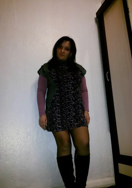 Я Людмила, 44, из Воронежа, ищу знакомства без обязательств