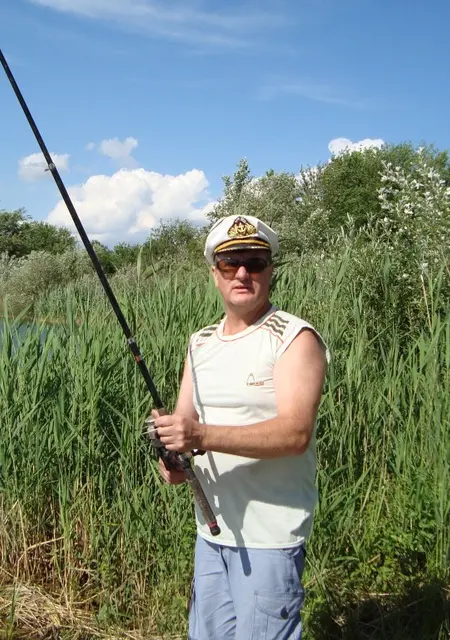 Саша из Краснодара, мне 60, познакомлюсь без обязательств