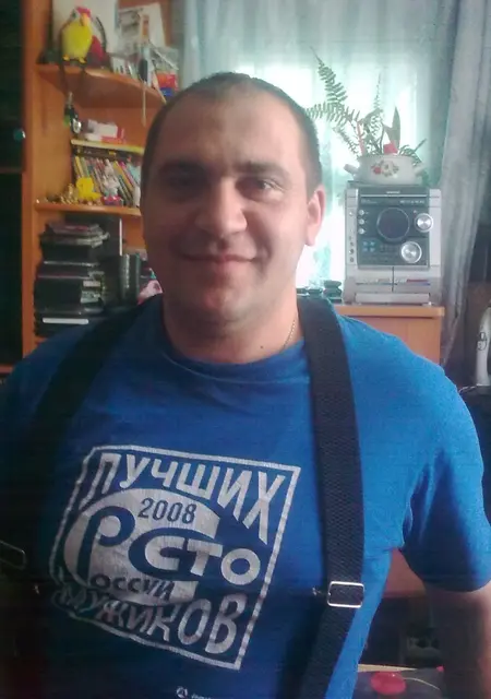 Рома из Минеральных Вод, ищу на сайте знакомства на одну ночь