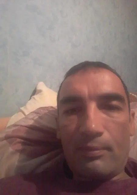 Малик из Йошкар-Олы, ищу на сайте знакомства на одну ночь