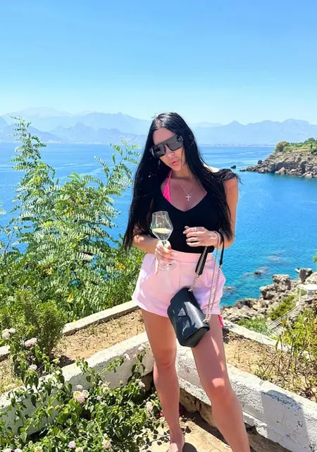 Я Vika, 31, знакомлюсь для постоянных отношений в Москве