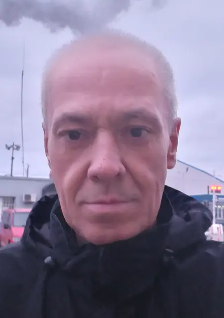 Сергей из Волхова, мне 53, познакомлюсь для приятного времяпровождения