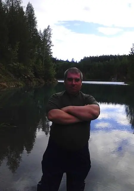 Я Алексей, 47, из Екатеринбурга, ищу знакомства без обязательств