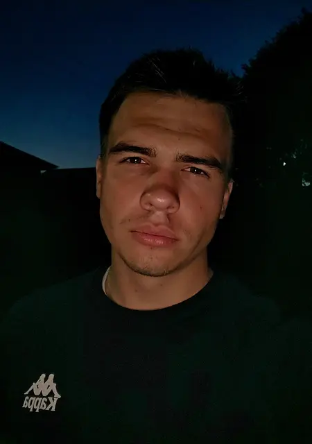 Я Вадим, 22, знакомлюсь без обязательств в Мытищах