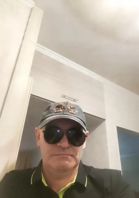 Я Никита, 52, знакомлюсь для общения в Воронеже