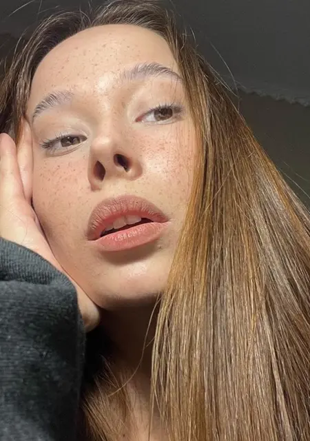 Я Лиз, 22, из Белгорода, ищу знакомство для совместных путешествий