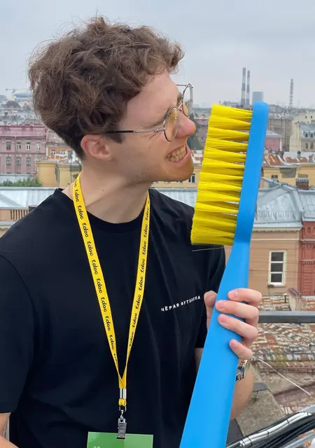 Макс из Воронежа, ищу на сайте постоянные отношения