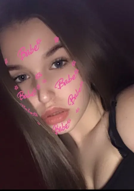 Я Полина, 27, из Оренбурга, ищу знакомство для приятного времяпровождения