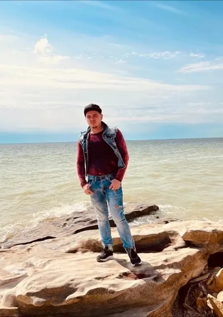 Сергей из Волгодонска, мне 32, познакомлюсь для дружбы