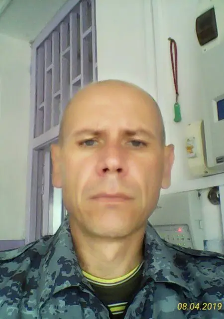 Aleksej из Полтавской, мне 49, познакомлюсь на одну ночь