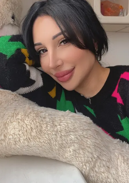 Я Эльмира, 30, из Махачкалы, ищу знакомство для вирта