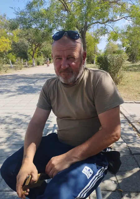 Я Юрий, 48, из Крымска, ищу знакомства на одну ночь