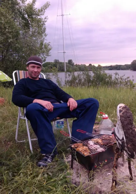 Стас из Сызрани, мне 49, познакомлюсь на одну ночь