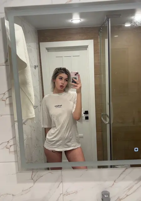 Я Лелька, 21, знакомлюсь для общения в Хабаровске