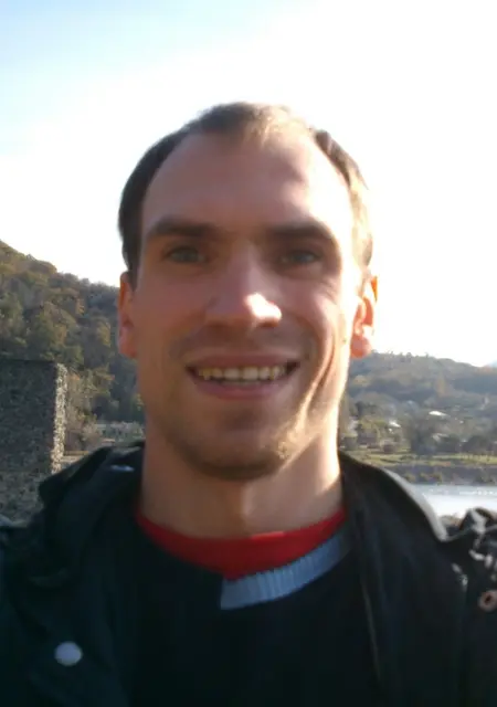 Максим из Изобильного, мне 39, познакомлюсь для общения