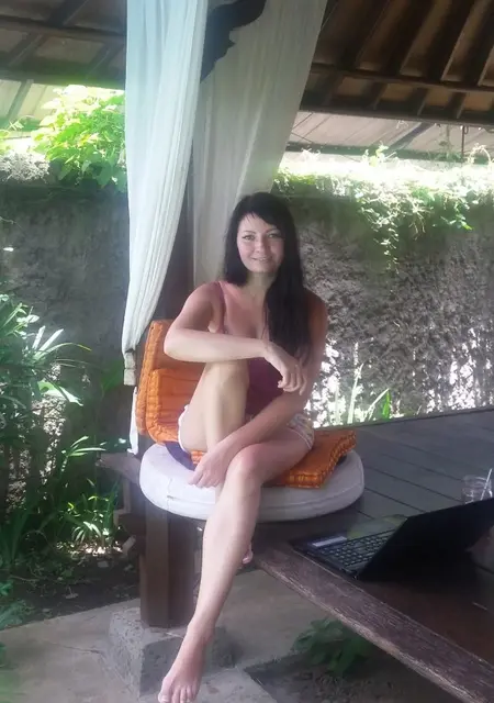 Я Алина, 46, из Краснодара, ищу знакомство для постоянных отношений