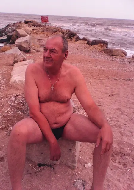 Владимир из Краснодара, мне 60, познакомлюсь на одну ночь