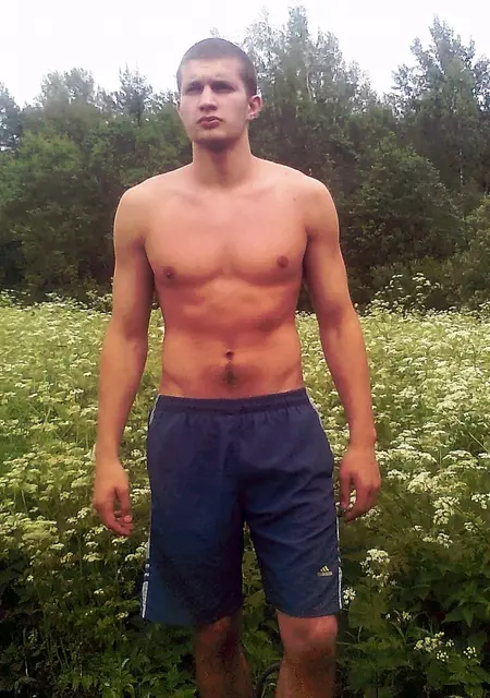 Я Vladimir, 33, из Великого Новгорода, ищу знакомства без обязательств