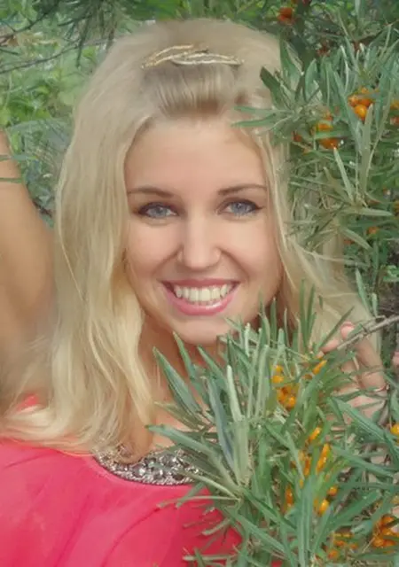 Полина из Тюмени, ищу на сайте общение