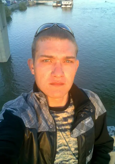 Evgeniy из Находки, ищу на сайте знакомства на одну ночь