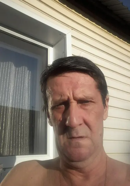 Сергей из Липецка, ищу на сайте общение