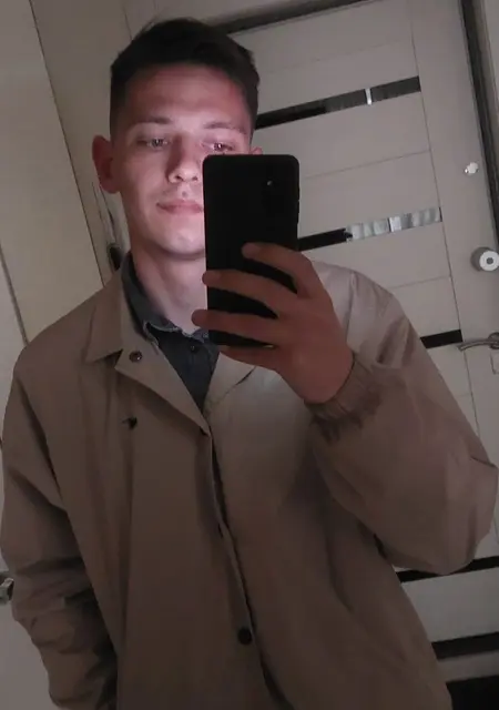 Я Алексей, 23, знакомлюсь на одну ночь в Елизове