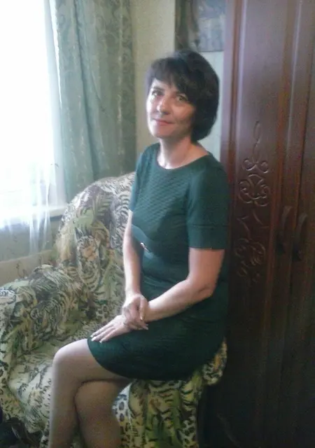 Ника из Новосибирска, мне 47, познакомлюсь на одну ночь