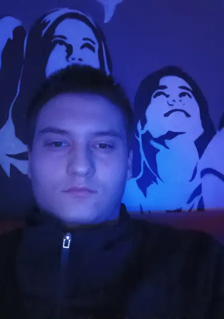 Егор из Серова, ищу на сайте знакомства без обязательств