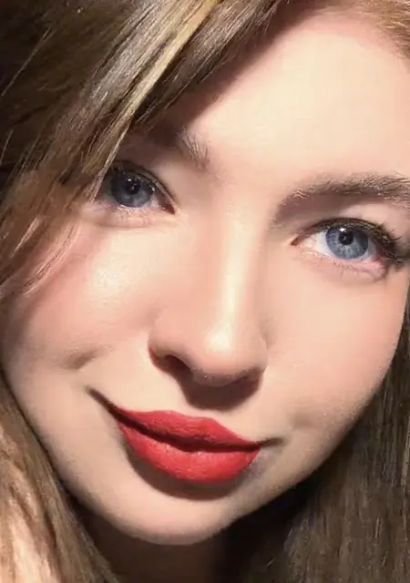 Екатерина из Воронежа, ищу на сайте знакомства без обязательств