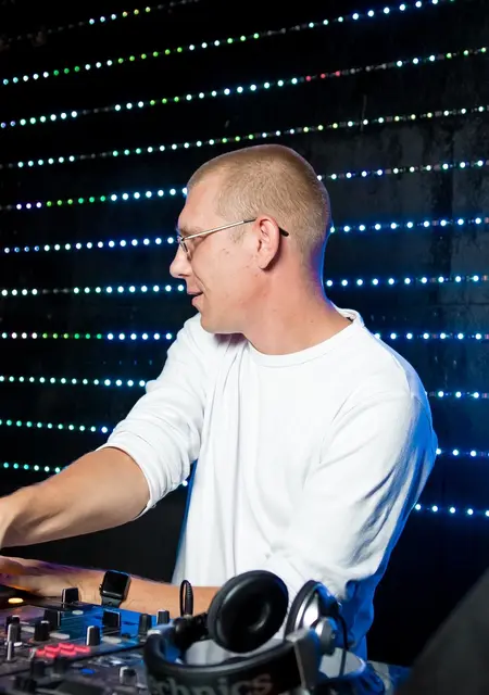 Я Александр, 36, из Коломны, ищу знакомство для приятного времяпровождения