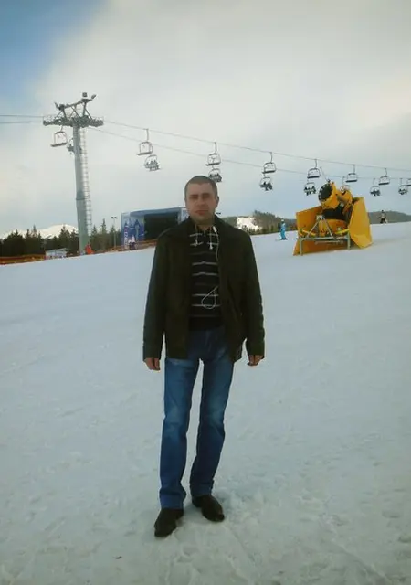 Я Славык, 35 років, знайомлюсь для постійних стосунків у Надвірна