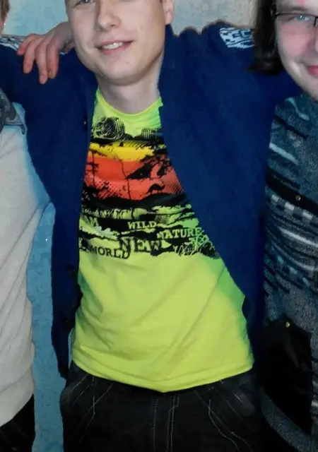 Тоха из Тихвина, мне 35, познакомлюсь для вирта