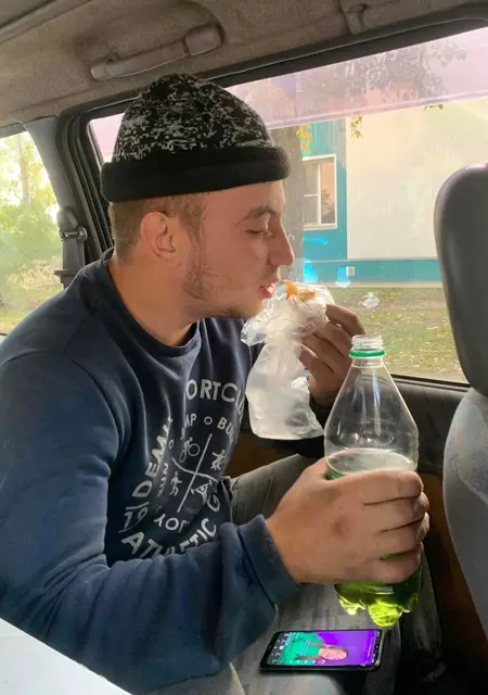 Роман из Минусинска, мне 22, познакомлюсь на одну ночь