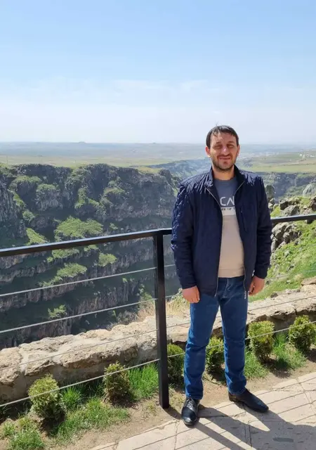 Карен из Ставрополя, ищу на сайте знакомства без обязательств