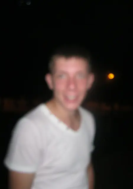 Александр из Сысерти, мне 37, познакомлюсь на одну ночь