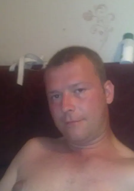 Я Nikolai, 43, из Большого Камня, ищу знакомства без обязательств