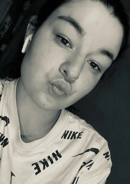 Я Ангелина, 19, знакомлюсь без обязательств в Калуге