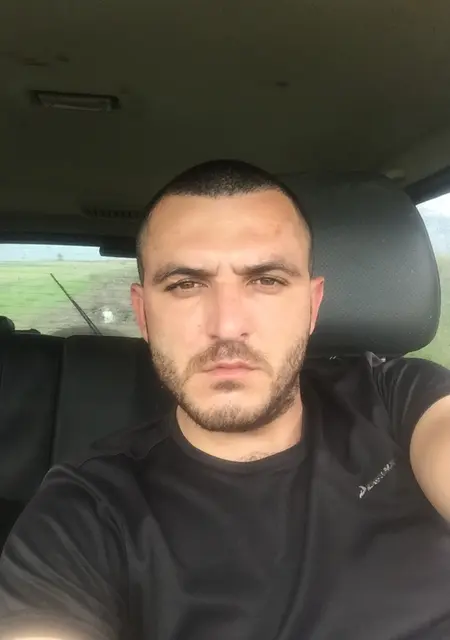 Артем из Волгодонска, мне 29, познакомлюсь на одну ночь