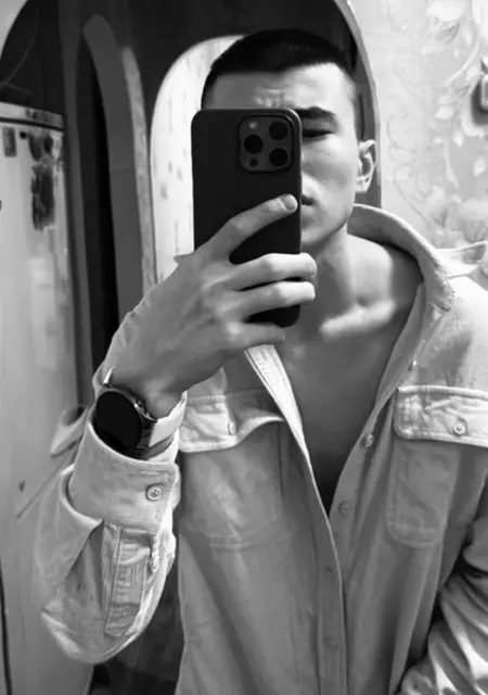Я Кирилл, 19, из Норильска, ищу знакомство для постоянных отношений
