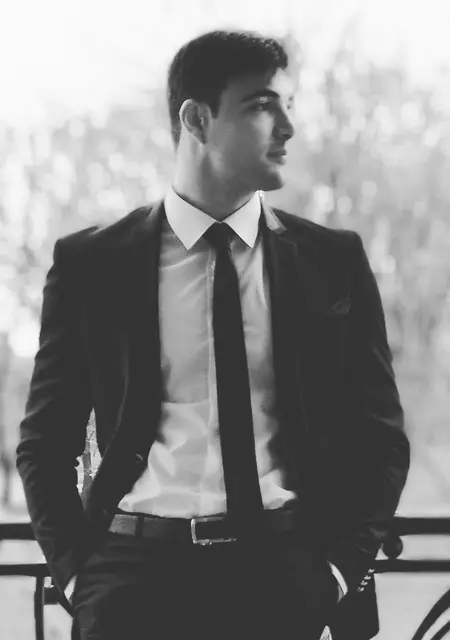 Я Павел, 33, знакомлюсь на одну ночь в Ессентуках