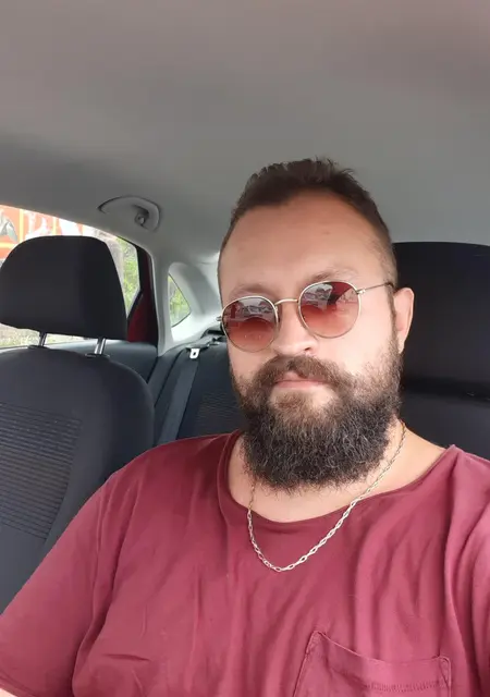 Я Андрей, 34, из Починка, ищу знакомства без обязательств