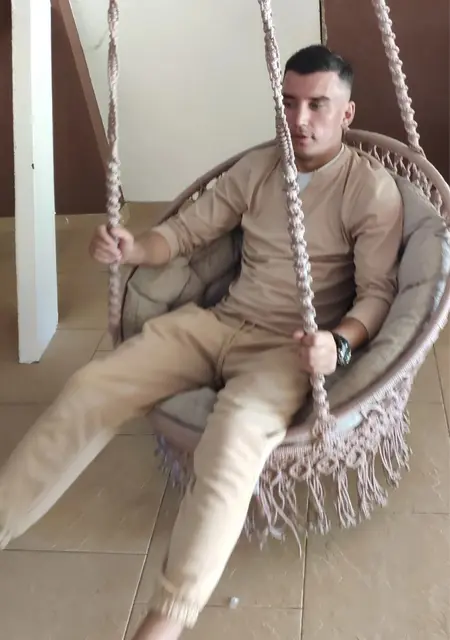 Артем из Омска, ищу на сайте знакомства без обязательств